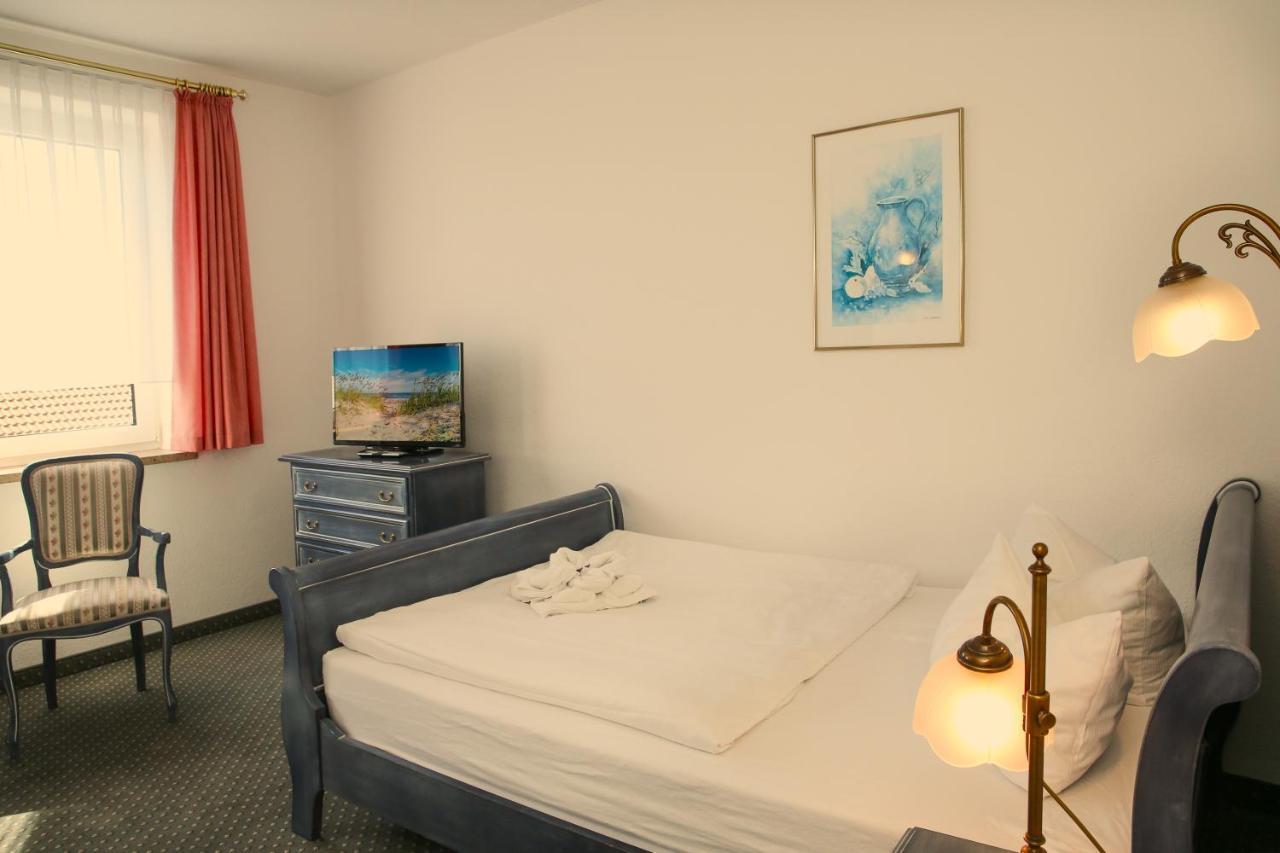 Esplanade Garni Hotel 3*